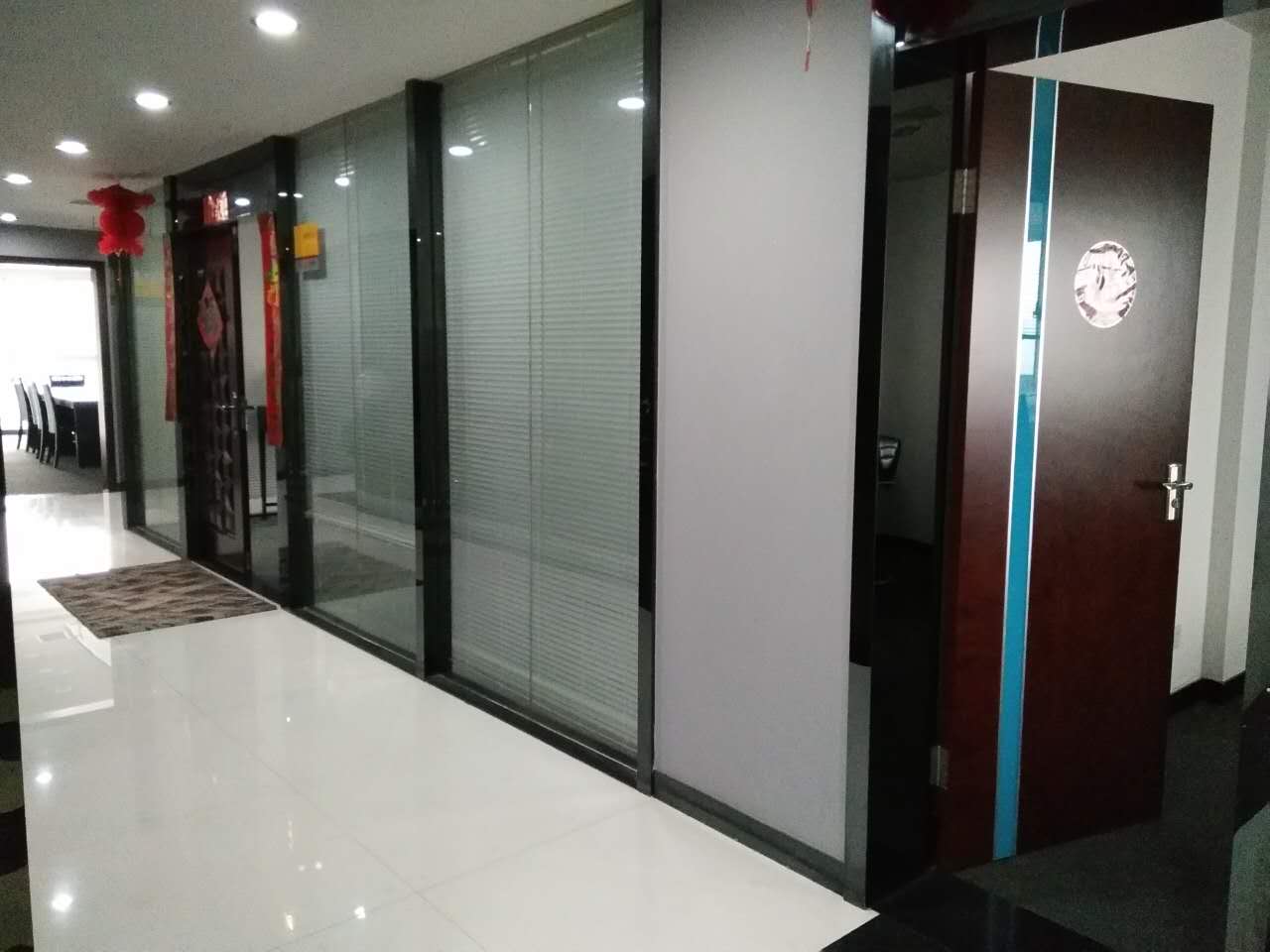 682854837975094566
