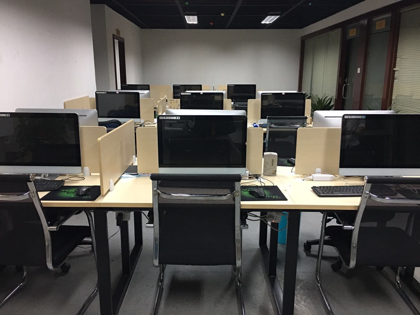 办公区域02